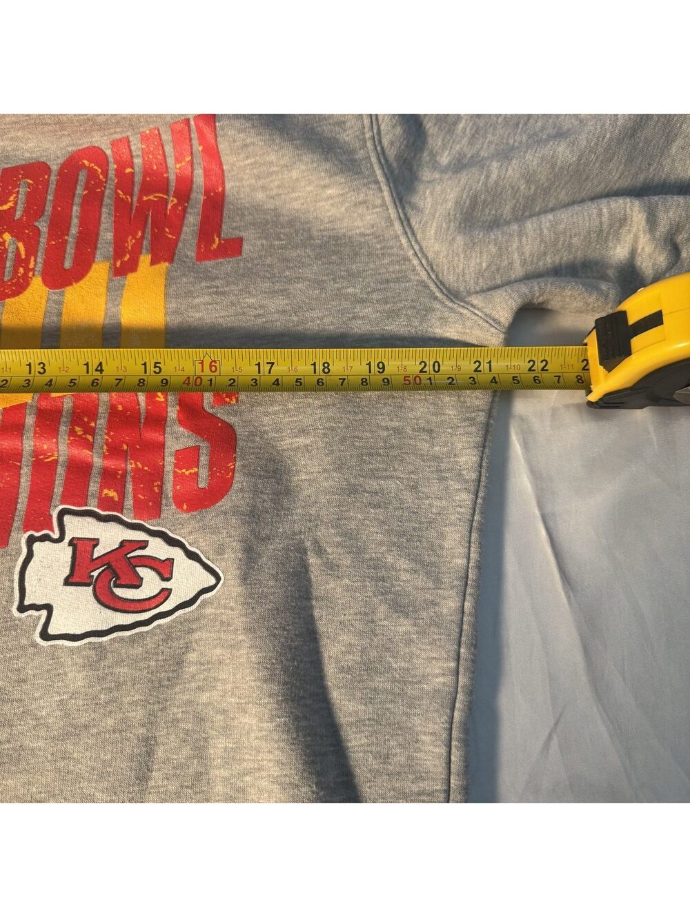 Fanatics Kansas City Chiefs Super Bowl LVIII Champions Crewneck Sweatshirt Sz M - Picture 7 of 8